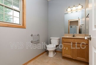 645 SE Carefree Ln in Waukee, IA - Building Photo - Building Photo