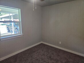 434 W Fairchild Dr in Midwest City, OK - Building Photo - Building Photo