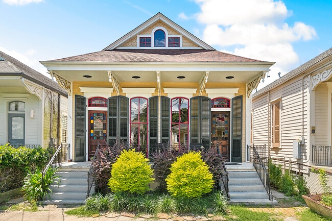 1121 N White St, Unit 1121
