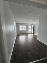 11099 Lozier Ave in Warren, MI - Building Photo - Building Photo