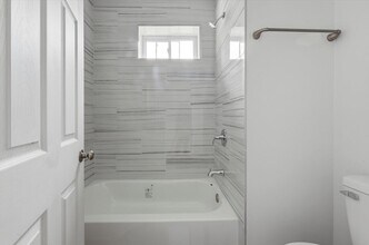 2318 N Beechwood St in Philadelphia, PA - Building Photo - Building Photo