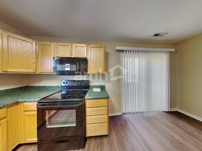 10534 Aspen Dr in Fishers, IN - Foto de edificio - Building Photo