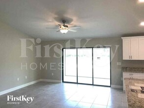 6116 Stratton Rd in Ft. Myers, FL - Building Photo - Building Photo