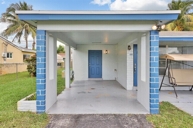 6931 SW 27th Ct in Miramar, FL - Building Photo - Building Photo