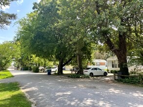 1621 E Twin Springs St in Siloam Springs, AR - Building Photo - Building Photo