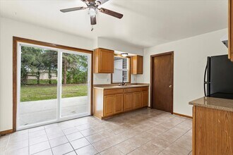 47 W Anchor Rd in Oswego, IL - Building Photo - Building Photo