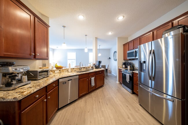 3776 Hazel Trail in Woodbury, MN - Building Photo - Building Photo