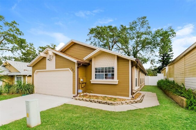 107 Meadow Blvd in Sanford, FL - Building Photo - Building Photo
