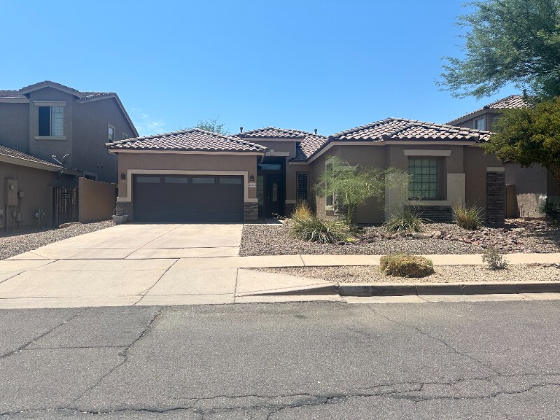 35724 N 31st Dr in Phoenix, AZ - Building Photo