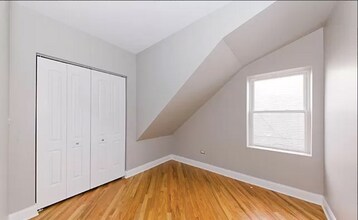 2723 N Monticello Ave in Chicago, IL - Building Photo - Building Photo