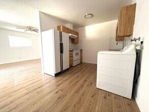 1204 Arnold Dr in Reno, NV - Foto de edificio - Building Photo