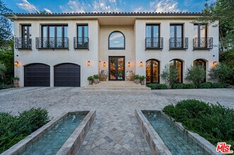 623 Alta Dr in Beverly Hills, CA - Foto de edificio - Building Photo