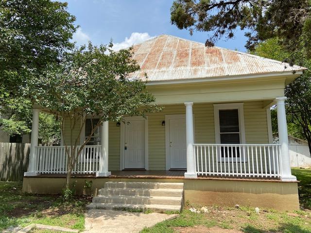 property at 1018 Chestnut St