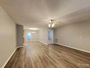 1605 Mary Ct in Columbia, TN - Building Photo - Building Photo