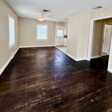 2422 30th St in Lubbock, TX - Building Photo - Building Photo