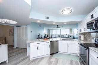 5279 Isla Key Blvd S in St. Petersburg, FL - Building Photo - Building Photo