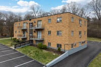 Renata Apartments in Cincinnati, OH - Foto de edificio - Building Photo