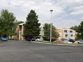 Golden Ridge Condominiums Apartments