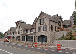 The Residence at Pleasant Beach Village in Bainbridge Island, WA - Building Photo - Building Photo