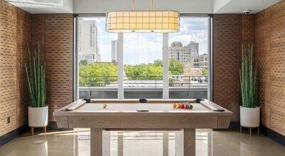 1135 W Winona St in Chicago, IL - Foto de edificio - Building Photo