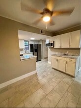 5614 Harvest Hill Rd in Dallas, TX - Building Photo - Building Photo