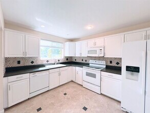 2032 Discovery Cir W in Deerfield Beach, FL - Building Photo - Building Photo