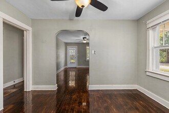 202 Seymore Ave in Florence, AL - Building Photo - Building Photo