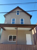 548 Railroad St in Turtle Creek, PA - Building Photo