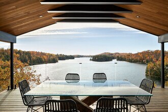 33 Chem. des Sittelles in Val-des-monts, QC - Building Photo - Building Photo