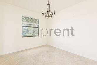 17006 Blue Rdg Pl in Bradenton, FL - Foto de edificio - Building Photo