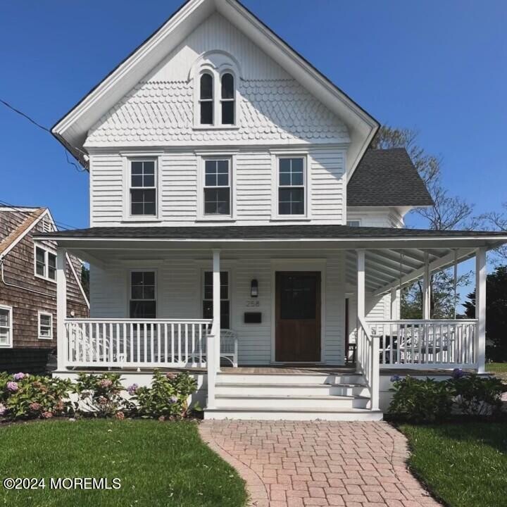 258 Osborn Ave in Bay Head, NJ - Building Photo