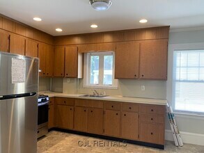 40 Sterling Rd in Waltham, MA - Building Photo - Building Photo