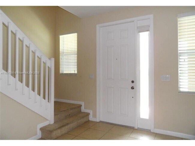 3067 Tortola Way in Hollywood, FL - Building Photo - Building Photo