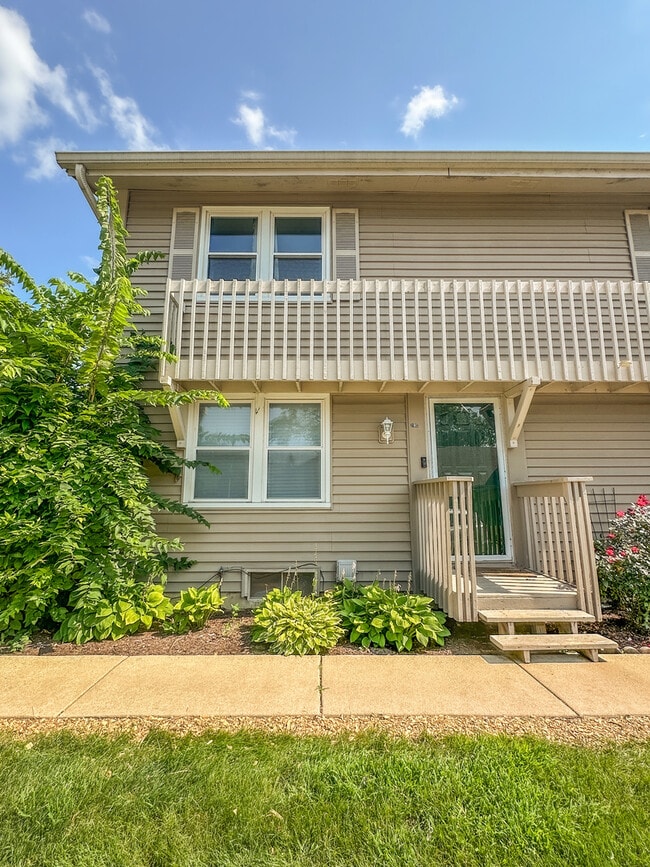 property at 218 Eagle Ct