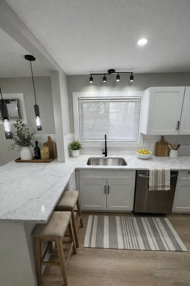 755 Coolidge St in Plymouth, MI - Building Photo - Building Photo