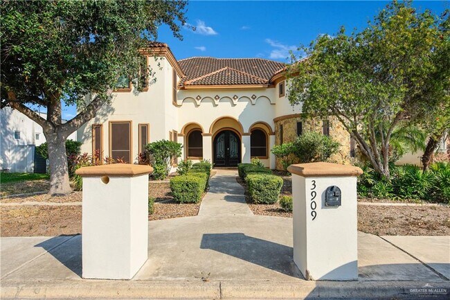 24 M S St in McAllen, TX - Building Photo - Building Photo