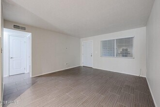 6819 N 12th St in Phoenix, AZ - Building Photo - Building Photo