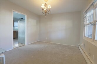 18 Stratton Ln in Stony Brook, NY - Building Photo - Building Photo