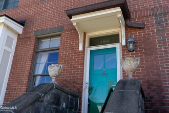 164 High Rock Ave in Saratoga Springs, NY - Building Photo - Building Photo