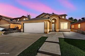 14270 Gil Reyes Dr in El Paso, TX - Building Photo - Building Photo