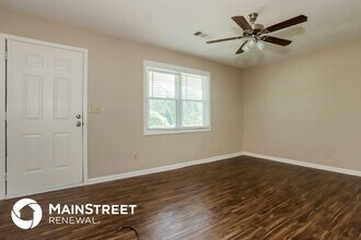 4073 Feather Dr in Douglasville, GA - Building Photo - Building Photo