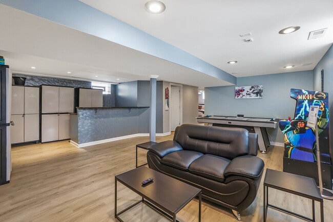 2247 N 74th Ct in Elmwood Park, IL - Building Photo - Building Photo
