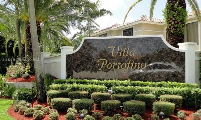 448 NE 21st Ave in Homestead, FL - Building Photo - Building Photo