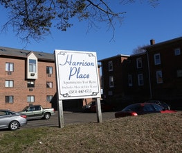 Harrison Place in Meriden, CT - Foto de edificio - Building Photo