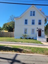 44 Saint Mary St in Hamden, CT - Building Photo