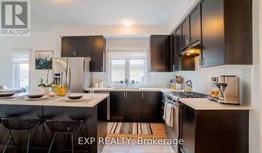123 Isabella Dr in Orillia, ON - Building Photo - Building Photo