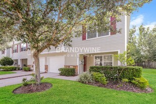 209 Woodknoll Pl in Valrico, FL - Building Photo