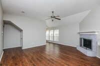 7436 Grass Valley Tr in Fort Worth, TX - Building Photo - Building Photo