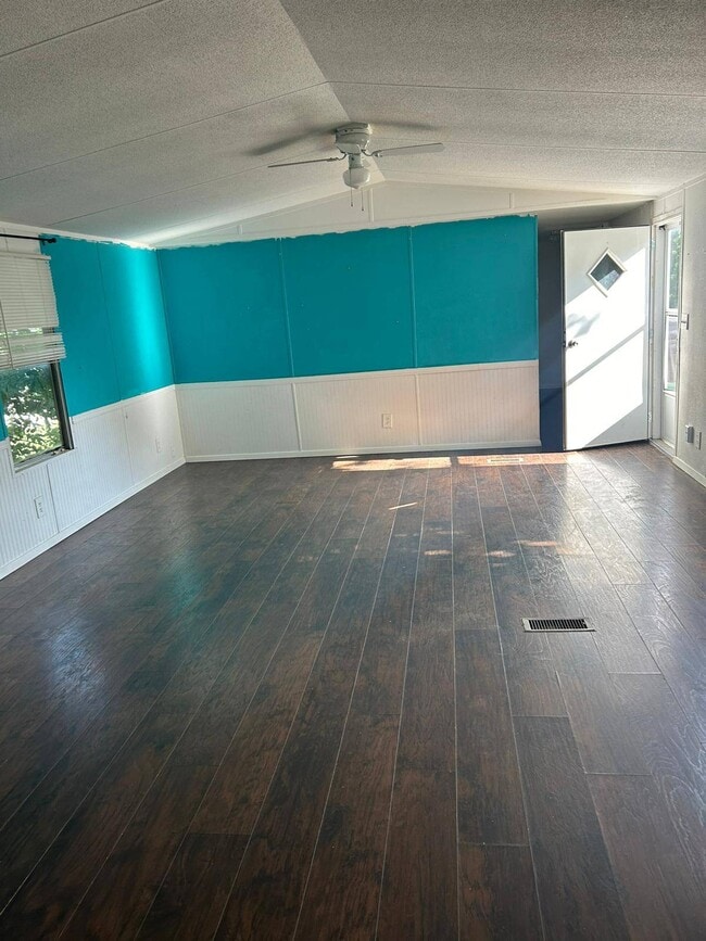 201 S Preston Rd in Burkburnett, TX - Building Photo - Building Photo