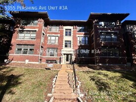 5355 Pershing Ave in St. Louis, MO - Building Photo